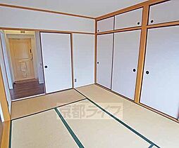 レジデンス上花山 205 2階1LDKのリビング/ダイニング