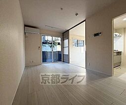 ルーセント伏見稲荷 103 1階2LDKのリビング/ダイニング