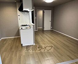 プラムコート椥辻 201 2階1LDKのリビング/ダイニング