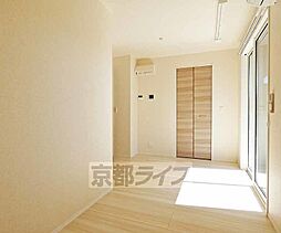 近鉄京都線 上鳥羽口駅 徒歩6分の賃貸アパート 3階1Kのリビング/ダイニング