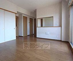 近鉄京都線 伊勢田駅 徒歩5分の賃貸マンション 1階3LDKのリビング/ダイニング