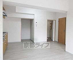 コーポラスらん 202 2階2LDKのリビング/ダイニング