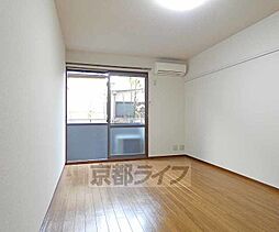 メゾン・ド・深草エル 103 1階1Kのリビング/ダイニング