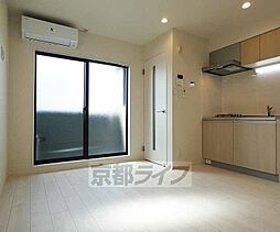 カーサ　アリビオ 102 1階1DKのリビング/ダイニング