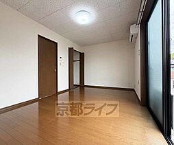 アムール水口 102 1階1Kのリビング/ダイニング