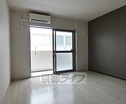 近鉄京都線 上鳥羽口駅 徒歩7分の賃貸マンション 3階1Kのリビング/ダイニング