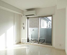 JR東海道・山陽本線 西大路駅 徒歩4分の賃貸マンション 5階1Kのリビング/ダイニング