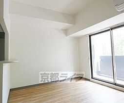 ドミールコート伏見桃山 103 1階ワンルームのリビング/ダイニング