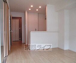 近鉄京都線 大久保駅 4.4kmの賃貸アパート 1階1LDKのリビング/ダイニング