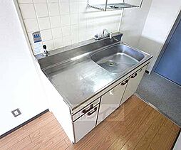 近鉄京都線 伊勢田駅 徒歩3分の賃貸マンション 2階1Kのリビング/ダイニング