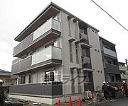 久津川駅より徒歩7分 3階 築2年7ヶ月の賃貸物件