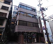 烏丸御池駅より徒歩5分 2階 築33年2ヶ月の賃貸物件