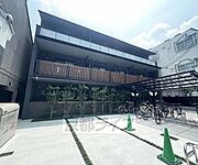 京都駅より徒歩7分 3階 築1年2ヶ月の賃貸物件