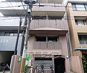 烏丸御池駅より徒歩13分 1階 築30年3ヶ月の賃貸物件