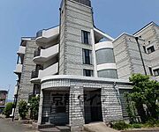 桂駅より徒歩9分 3階 築36年の賃貸物件
