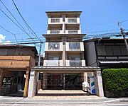 伏見桃山駅より徒歩5分 3階 築19年7ヶ月の賃貸物件