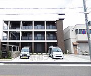 西大路駅より徒歩20分 3階 築3年の賃貸物件