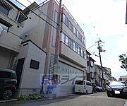 Y&Y 3階 築34年6ヶ月の賃貸物件