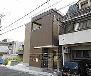 椥辻駅より徒歩5分 1階 築4年11ヶ月の賃貸物件