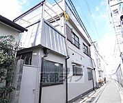 墨染駅より徒歩3分 築50年の賃貸物件