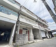 淀駅より徒歩9分 築38年の賃貸物件