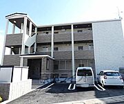 桂川駅より徒歩21分 2階 築3年7ヶ月の賃貸物件