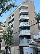 ソリューション甲子園 6階 築12年2ヶ月の賃貸物件