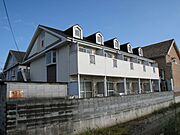 山陽天満駅より徒歩8分 2階 築35年2ヶ月の賃貸物件