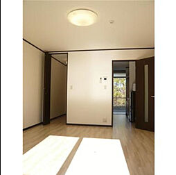 コンフォートテクノIII 211 1階1Kのリビング/ダイニング