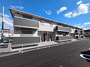 亀山駅より徒歩7分 1階 新築の賃貸物件