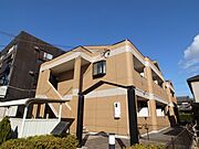 亀山駅より徒歩10分 1階 築25年11ヶ月の賃貸物件