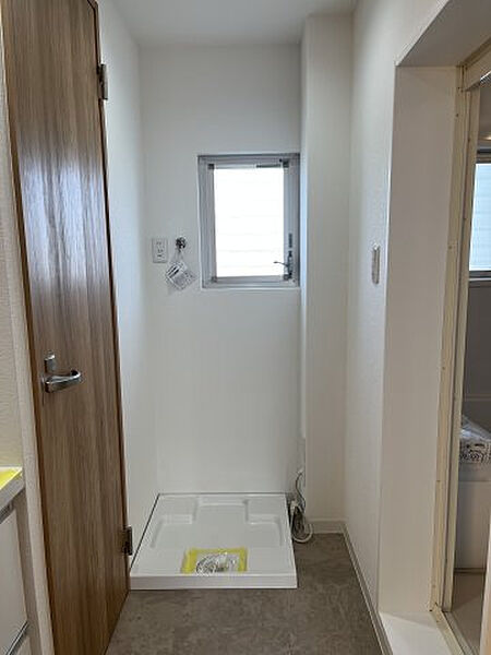 防水パン付き洗濯機置場です