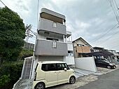 乙訓郡大山崎町字大山崎小字藤井畑 3階建 築30年のイメージ