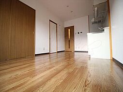 JR東海道・山陽本線 摂津富田駅 バス7分 南平台三丁目西下車 徒歩7分の賃貸マンション 4階3LDKのリビング/ダイニング