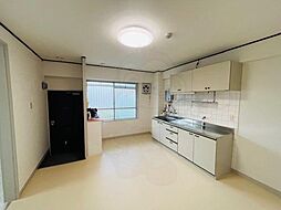 JR東海道・山陽本線 摂津富田駅 徒歩14分の賃貸マンション 1階3LDKのリビング/ダイニング