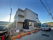 茨木市駅より徒歩8分 3階 新築の賃貸物件