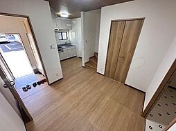 JR東海道・山陽本線 摂津富田駅 徒歩13分の賃貸テラスハウス 1階1LDKのリビング/ダイニング