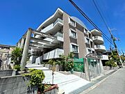 高槻駅よりバス8分 徒歩6分 1階 築30年8ヶ月の賃貸物件