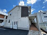 高槻市駅よりバス8分 徒歩3分 1階 築14年5ヶ月の賃貸物件