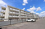 摂津富田駅より徒歩20分 3階 築60年2ヶ月の賃貸物件