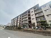高槻駅よりバス22分 徒歩2分 築41年6ヶ月 5階建の賃貸物件