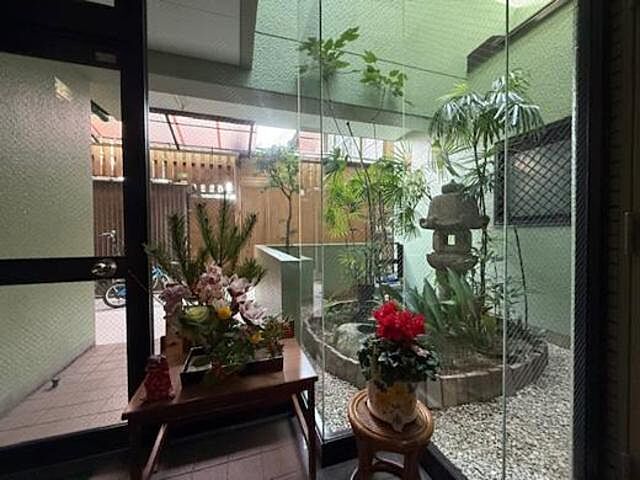 5 / 14