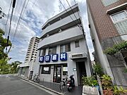南千里駅よりバス9分 徒歩3分 築38年8ヶ月 4階建の賃貸物件