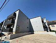 千里山駅より徒歩14分 新築 3階建の賃貸物件