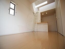 JR東海道・山陽本線 摂津富田駅 徒歩18分の賃貸アパート 2階1SLDKのリビング/ダイニング