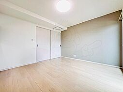 ウェルスクエア高槻 4階1Kのリビング/ダイニング