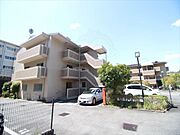 高槻駅よりバス20分 徒歩2分 3階 築29年4ヶ月の賃貸物件
