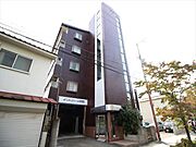 高槻駅より徒歩7分 3階 築31年の賃貸物件