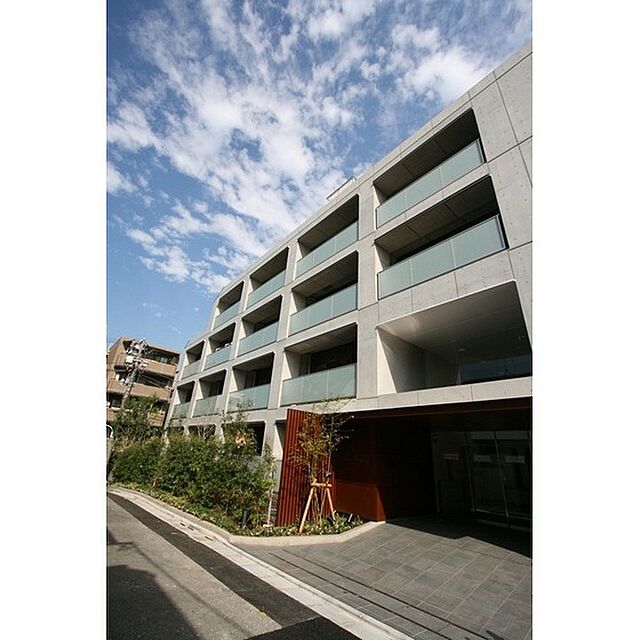 3 / 9