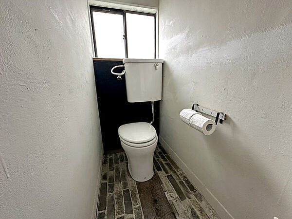 トイレを拡大表示